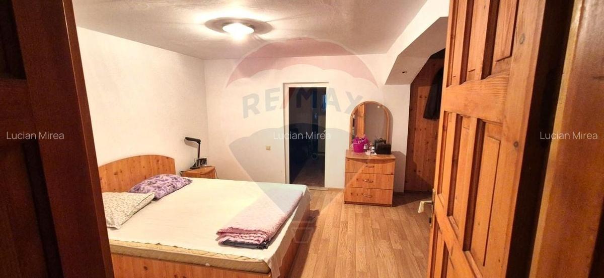 Casa individuala  6 camere de vanzare in Clinceni teren 1000mp - 9