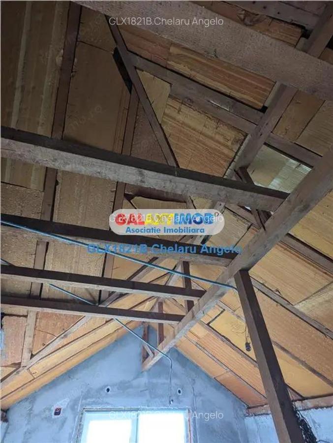 Adunatii Copaceni vila P+1 ,5 camere,suprafata 165 mp, teren 1300 mp - 1