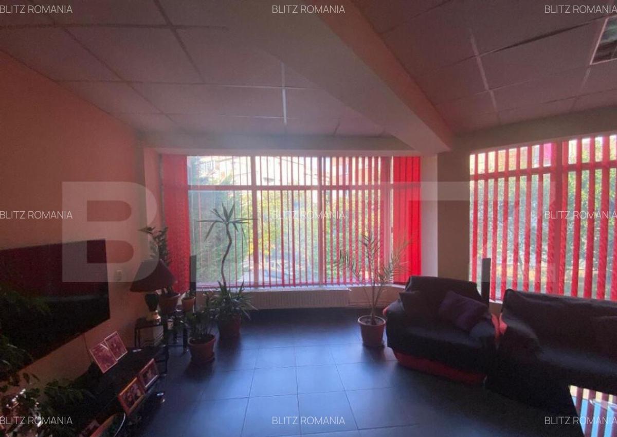 Casa de vanzare, cu 5 camere, 480 mp, zona 1 Mai - 5