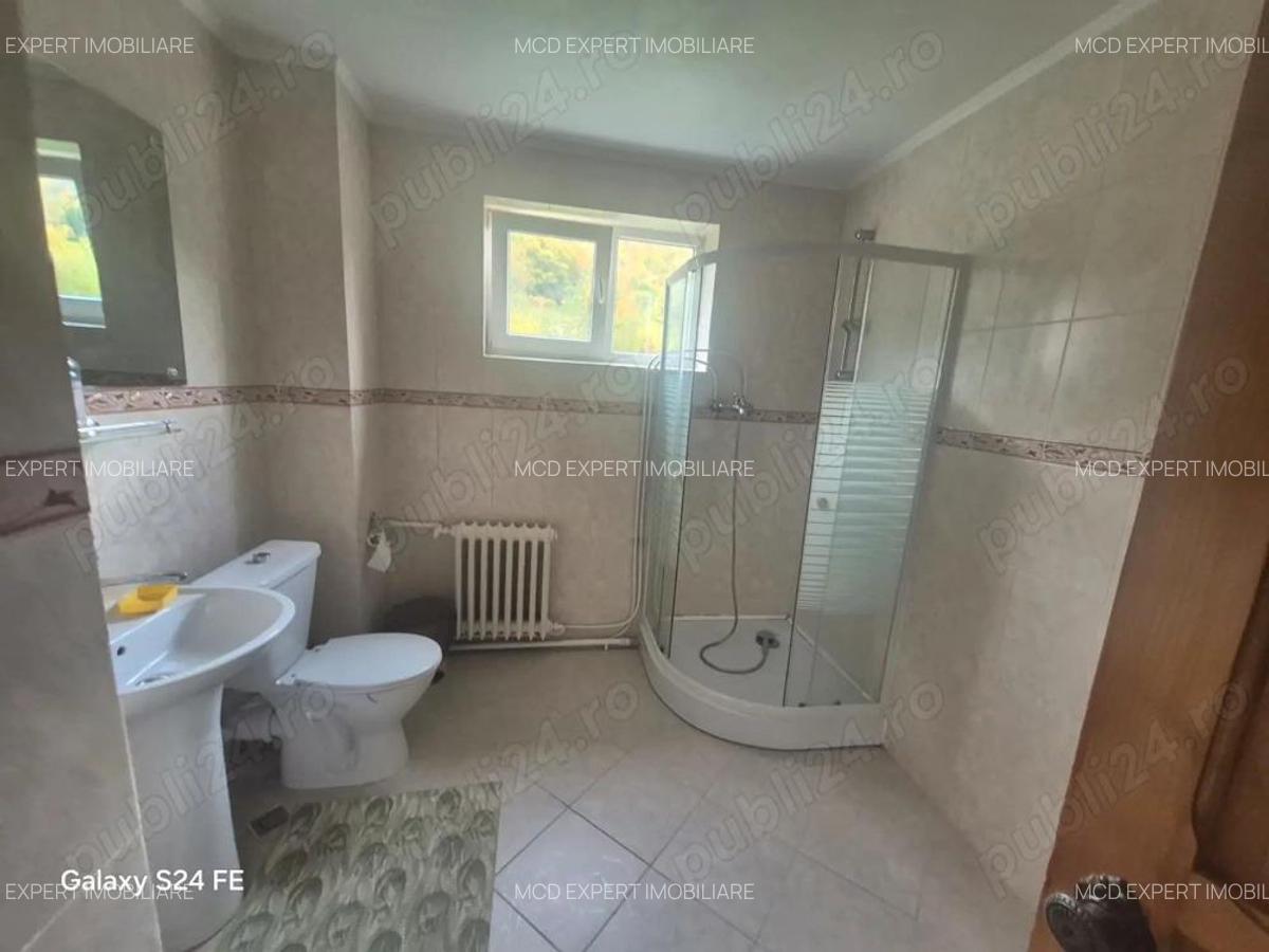 Vila D+P+1 Zona Batca Doamnei - 7