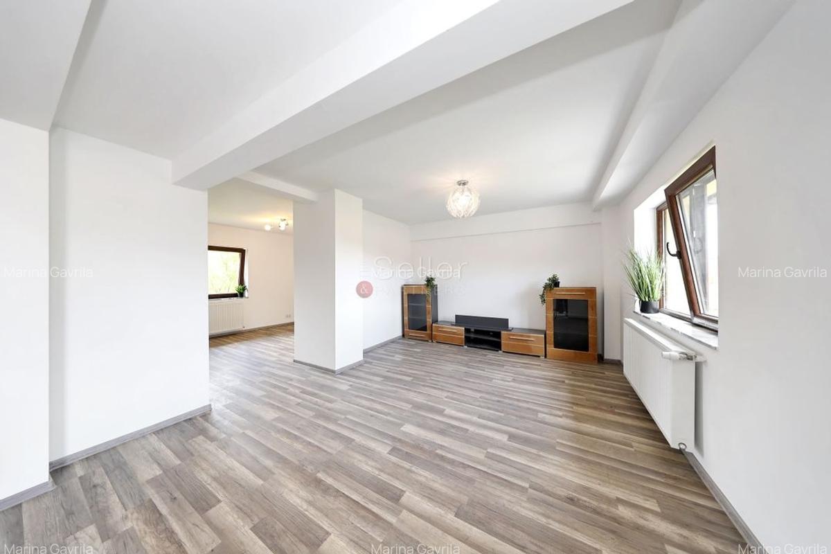 Apartament mobilat utilat si curte proprie - 12