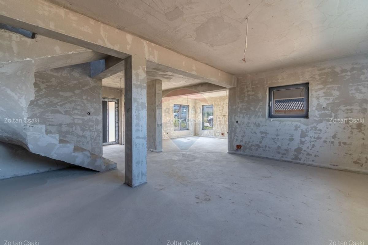 Casa cu 4 camere de vanzare, Jucu de Sus, Frasinului Nr.6 Semifinisat - 8
