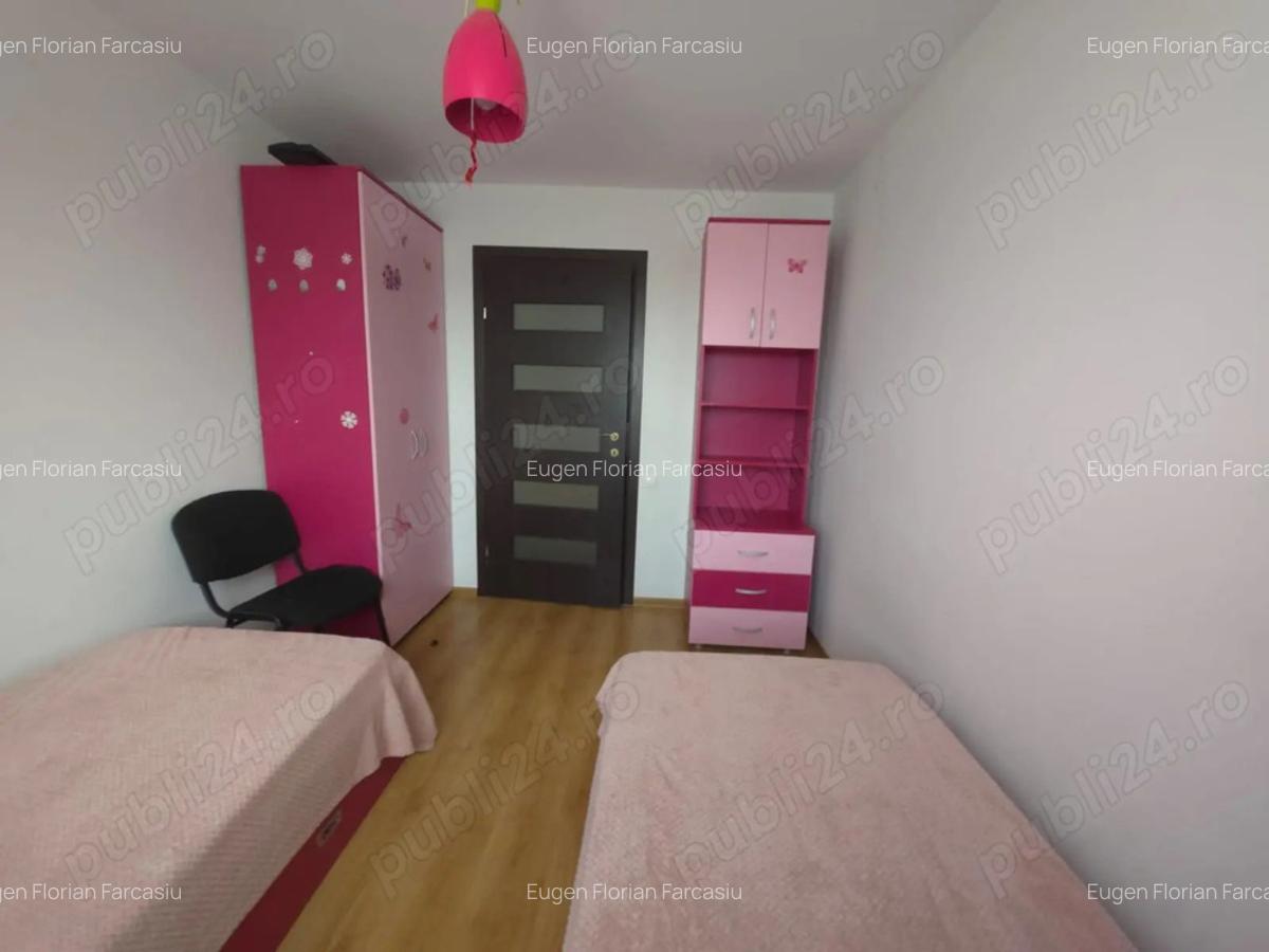 De vanzare casa D+P+E - Aleea Trifoiului - 7