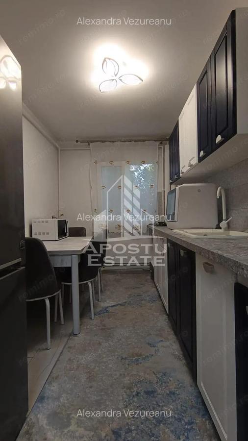 Apartament cu 2 camere, semidecomandat, renovat complet, etajul 1 - 4