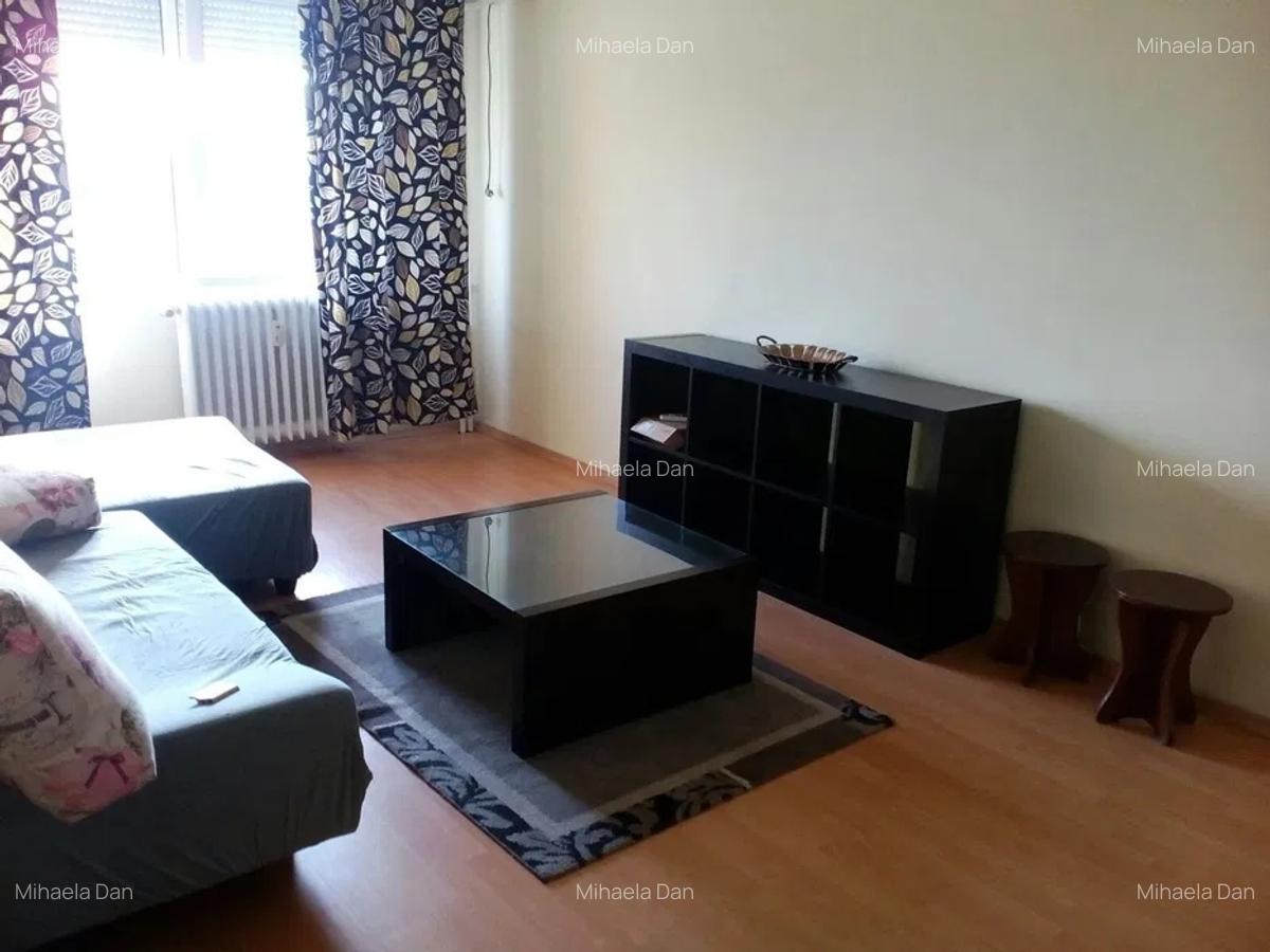 Apartament -3 camere -decomandat-Zona Rahova - 1