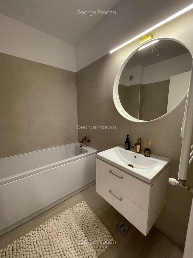 Apartament cu 2 camere semidecomandat în Apărătorii Patriei - 4
