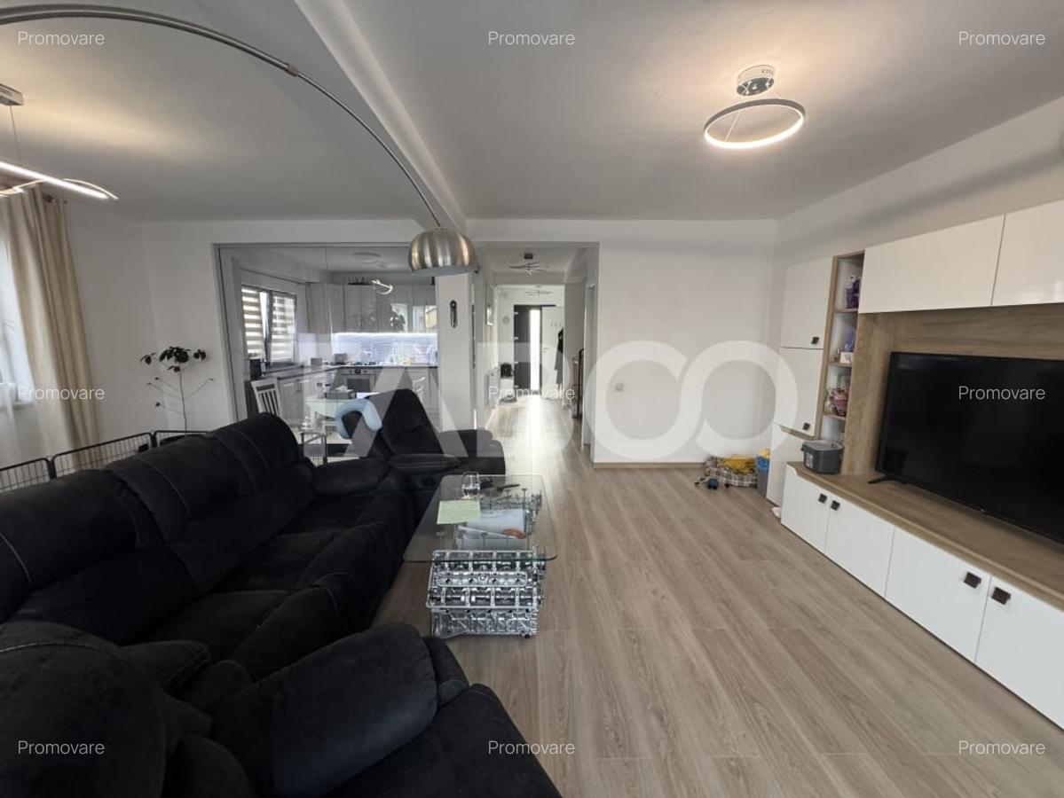 Casa superba de vanzare cu 5 camere 2 bai carport teren 297 mp Sibiu - 17