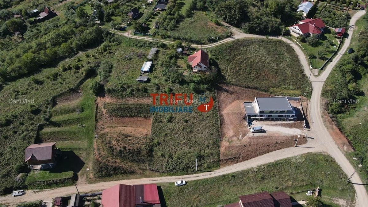 Oportunitate de Investiție: Teren Intravilan Construibil în Zona Mices - 3 Oportunitate de Investiție: Teren Intravilan Construibil în Zona Mices - 3