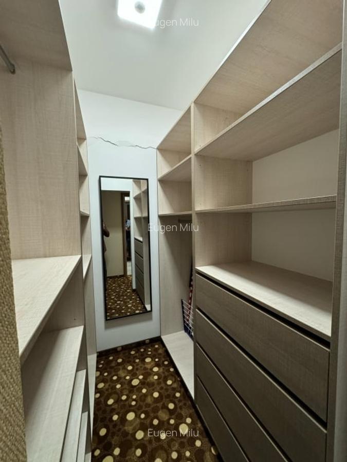 Apartament cu 2 camere decomandat, mobilat în Tractorul - 5