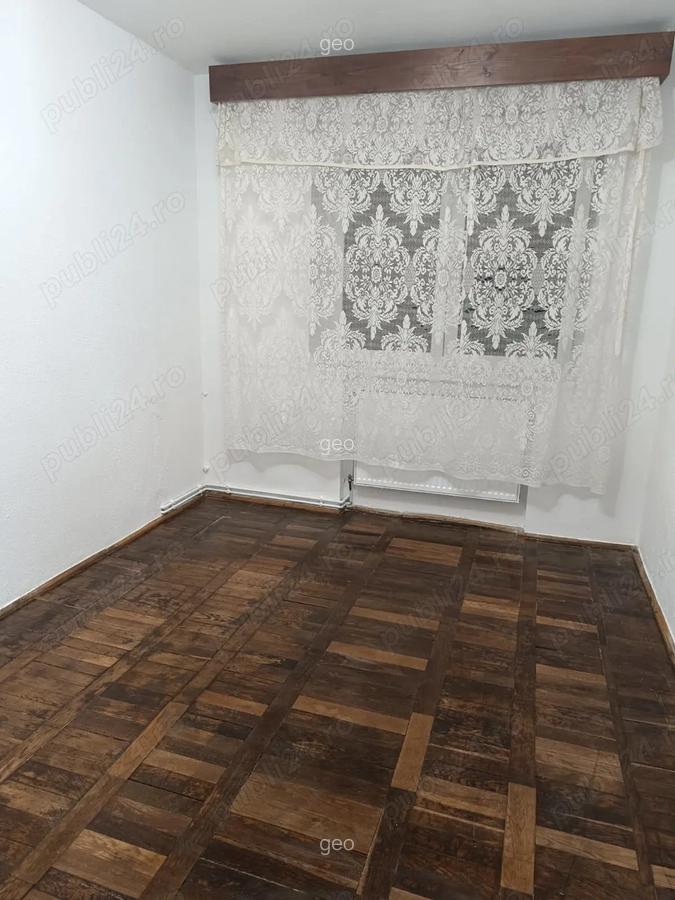Apartament cu 3 camere , 60mp, Gheorgheni Detunata Iulius - 4 Apartament cu 3 camere , 60mp, Gheorgheni Detunata Iulius - 4