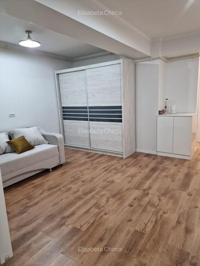 Zona Eroii Revolutiei  Brancoveanu  38 mp bloc nou mobilata parcare - 8