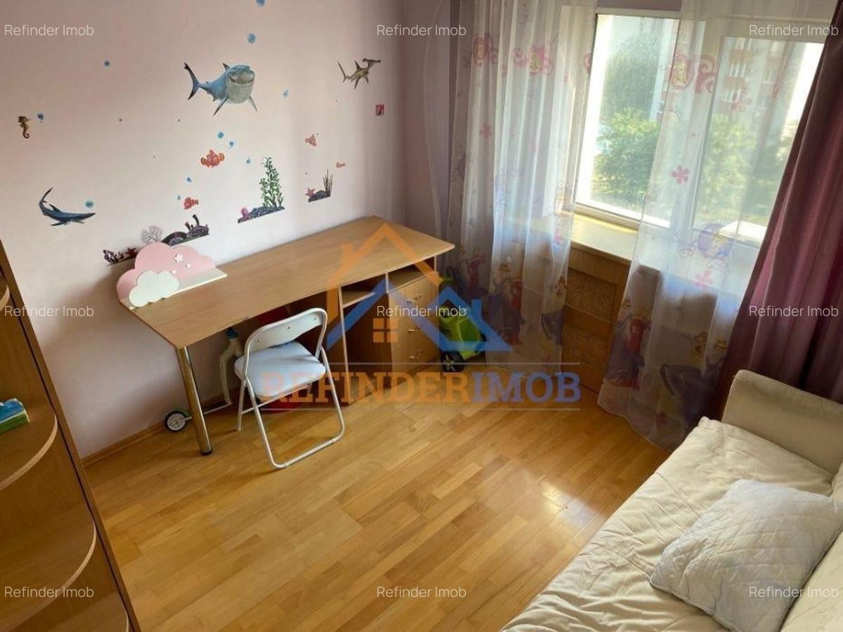 Apartament cu 3 camere decomandat, mobilat în Sebastian - 6