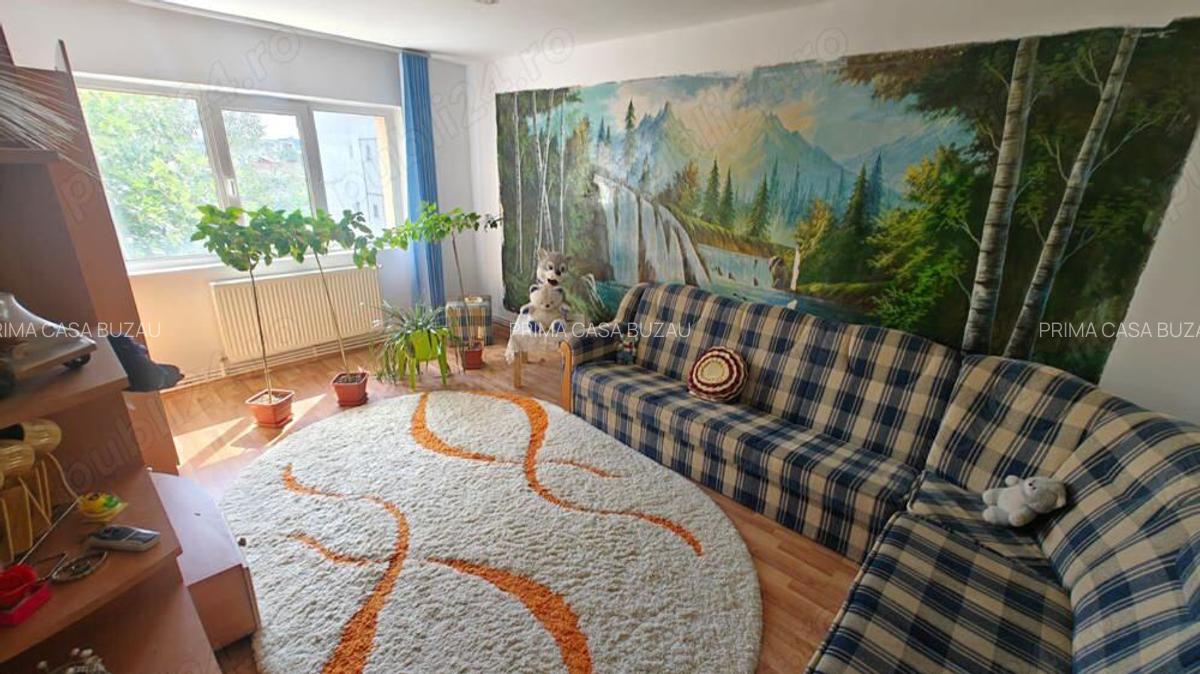 Apartament cu 3 camere confort 1 dec sporit etaj intermediar cu imbunatatiri COMISION 0 - 11