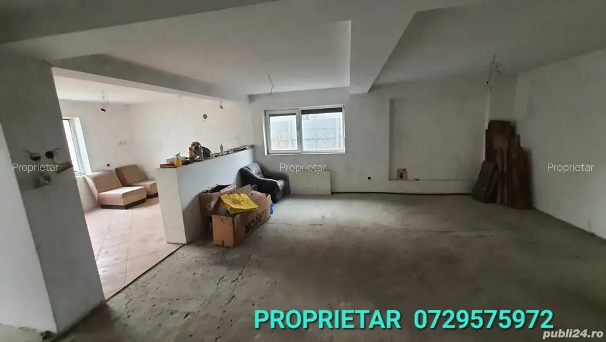 Casa sector 5 vila single P+M 190mpc,300mp curte proprie,zona supermarket tramvai32 7statii Unirea - 8