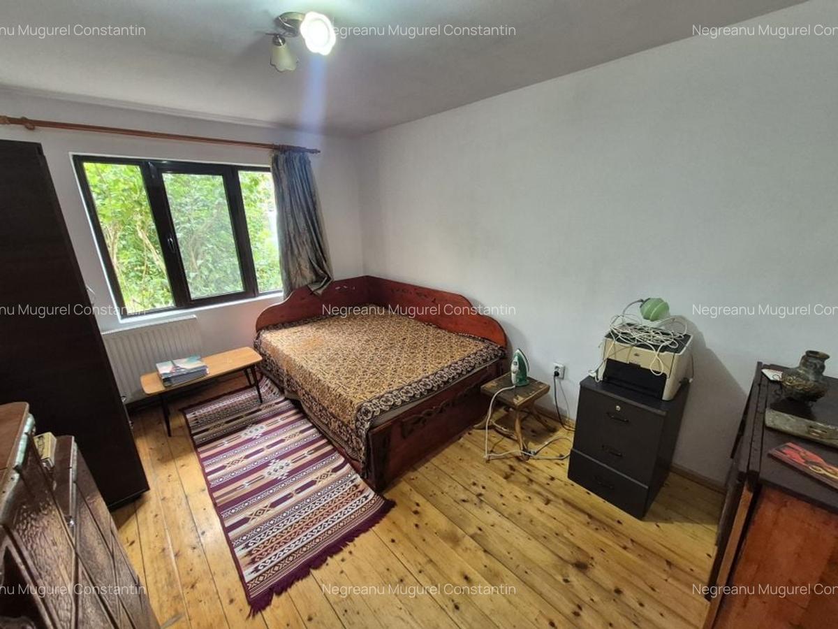Vila 4 camere + teren 818 mp central Provita de Sus (lângă școală) - 10