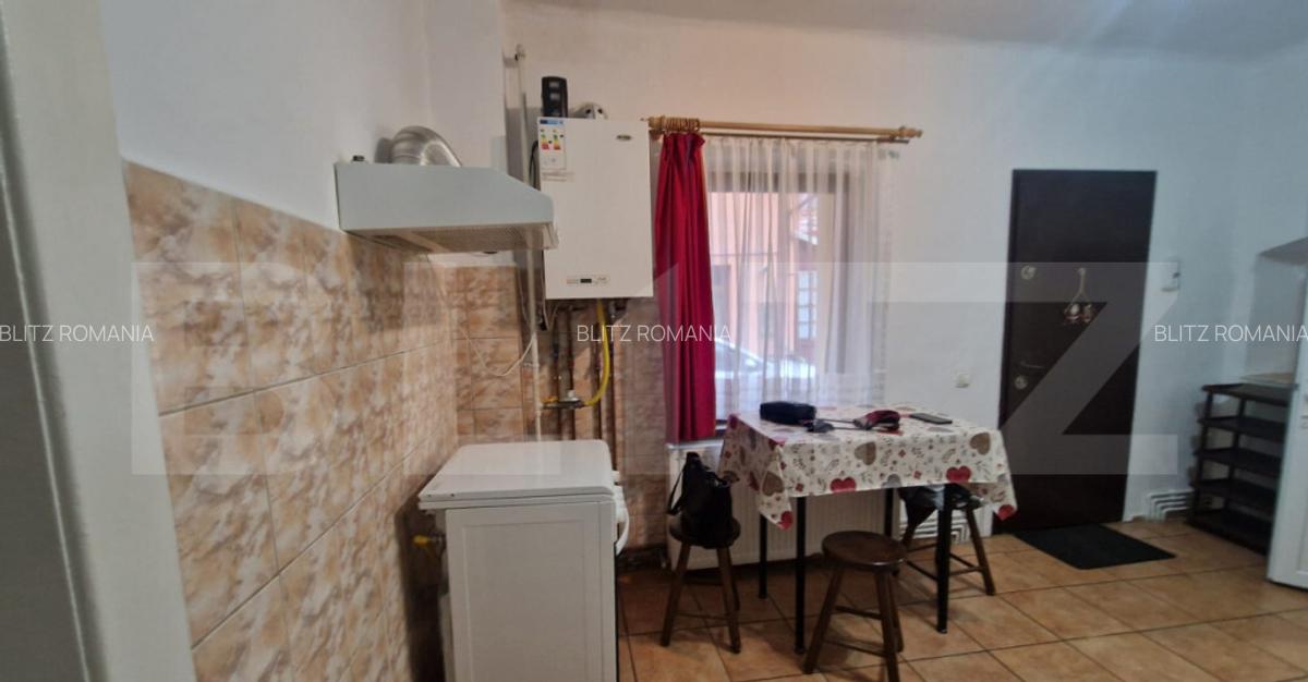 Casa in Centru Istoric, pod, pivnita, mobilata, 40 mp - 3 Casa in Centru Istoric, pod, pivnita, mobilata, 40 mp - 3