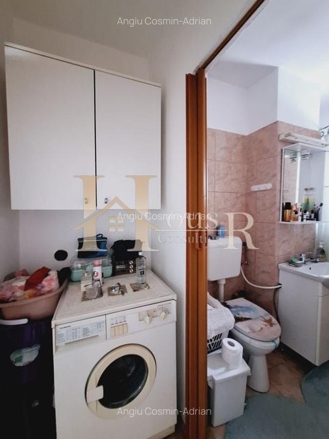 Apartament cu 3 camere semidecomandat în Circumvalațiunii - 14