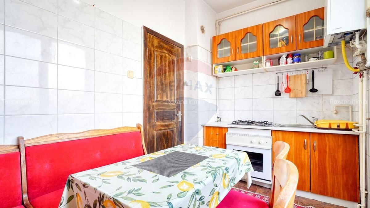 Apartament de Vanzare cu 2 Camere / Zona Tractorul - 2