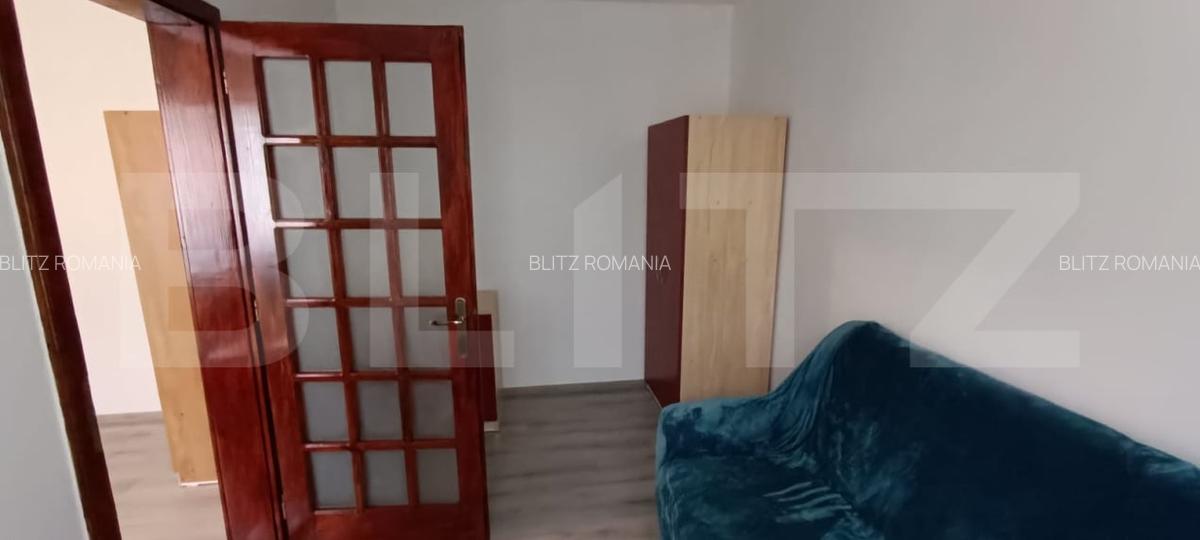 Apartament cu 3 camere, 45 mp, zona Vasile Aron - 4
