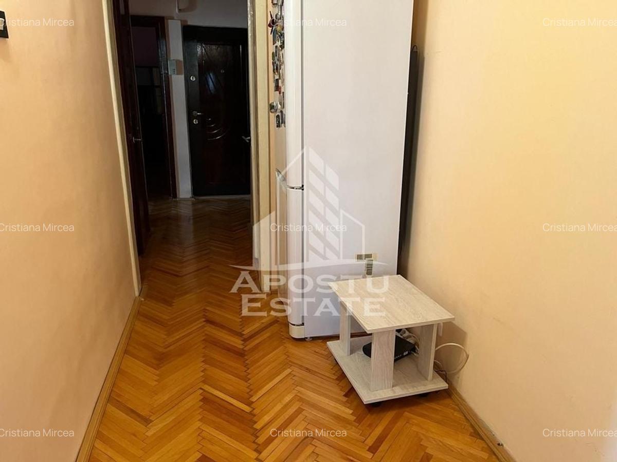 Apartament cu 3 camere,  2 bai,  aproape de Complexul Studentesc - 11