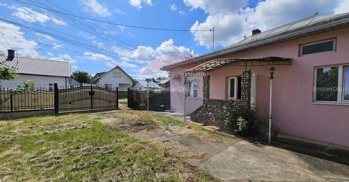 Casa cu 3 camere, teren intravilan de 1300mp in Ipote?... - 13