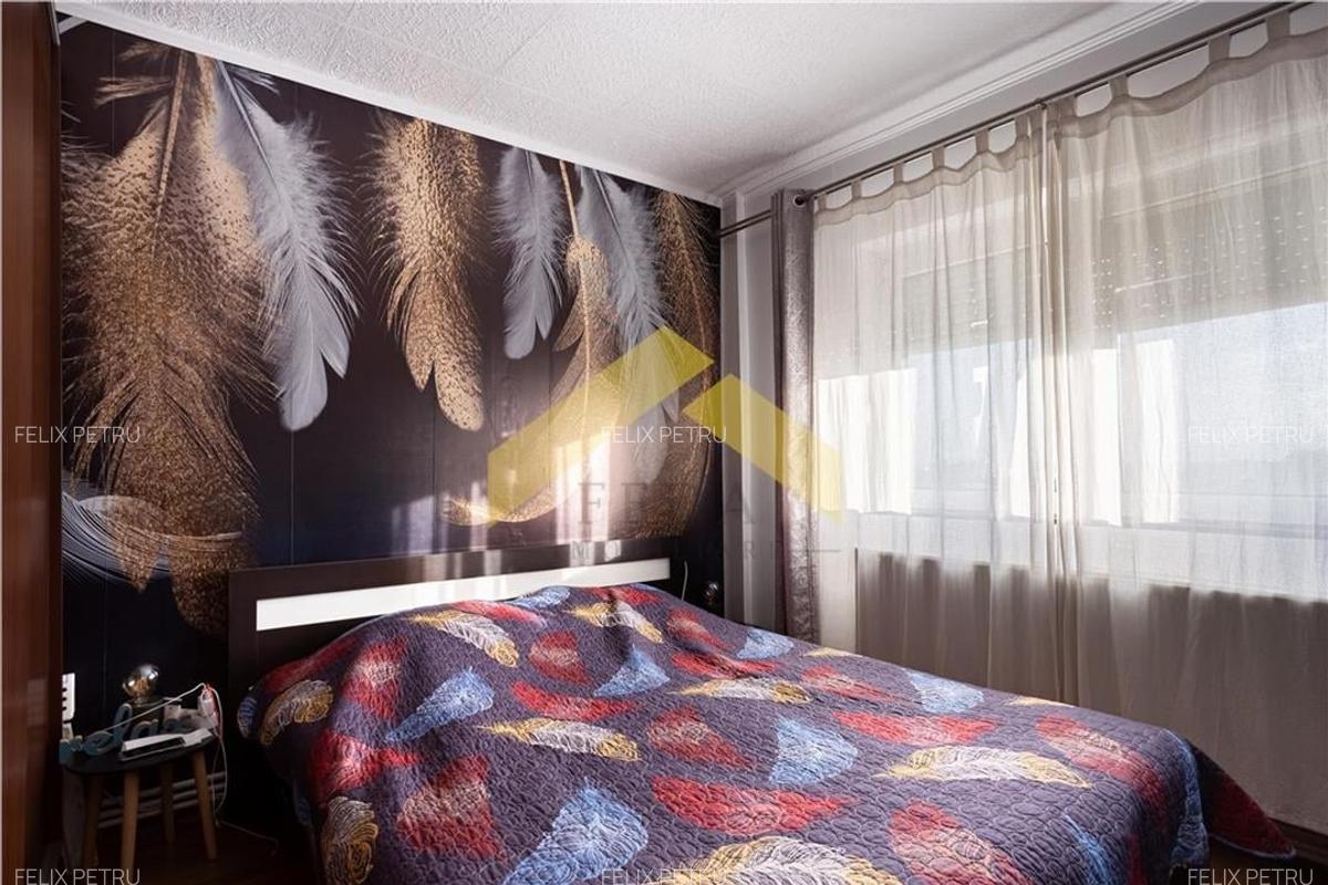Apartament 3 camere de vanzare zona Micalaca - 3