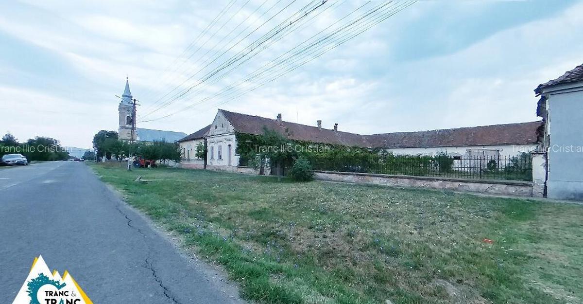 Casa traditionala din caramida de 534 mp cu 4 camere in Neudorf - 1