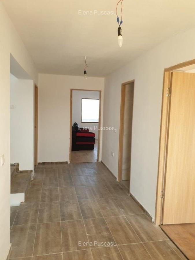Casă cu 5 camere în Exterior Nord - 10