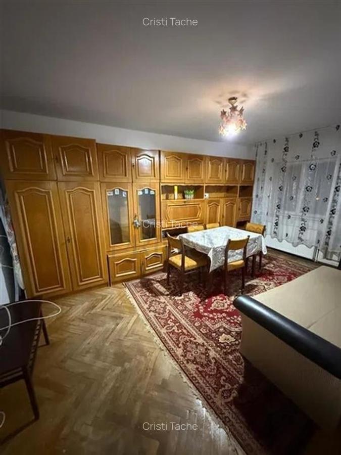 DAMBOVITA - ETAJ 2 - DECOMANDAT - 3 CAMERE - CENTRALA PROPRIE - 6