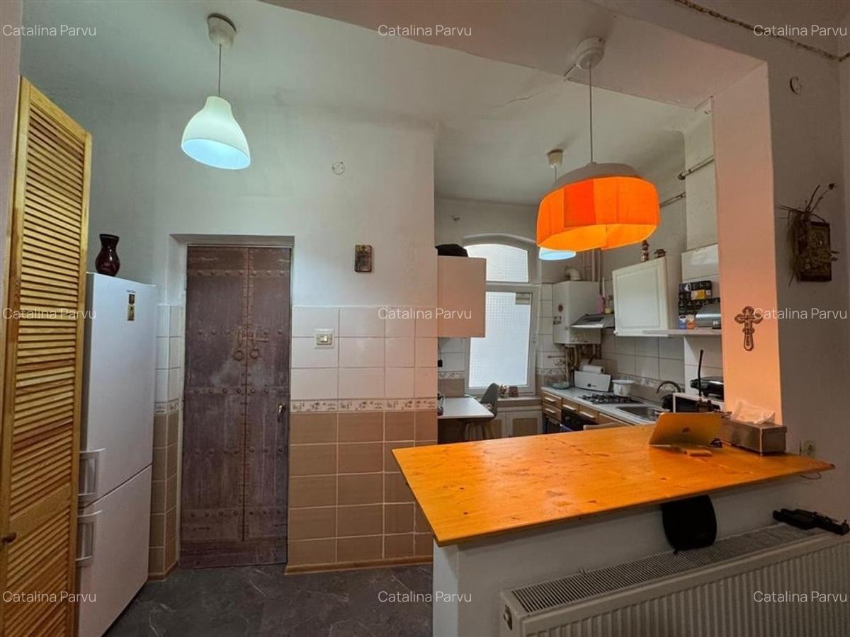Apartament cu 3 camere semidecomandat, mobilat în Victoriei - 7