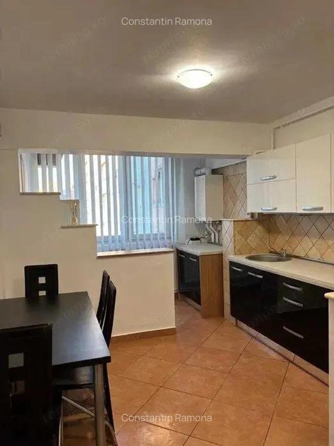 Dambu Pietros - Vanzare apartament 3 camere - B-dul. 1848 - 2
