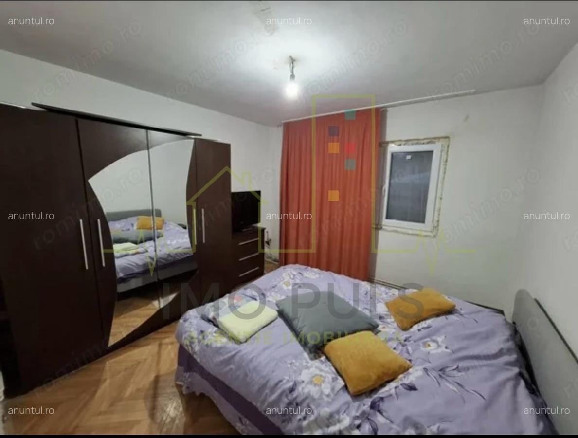 Aradului. Decomandat. 53.58 mp utili + balcon. Centrala proprie - 2
