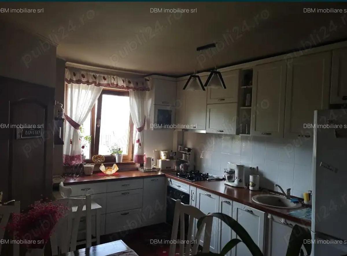 De inchiriat apartament 3 camere pe malul Begai zona gara de nord - 5