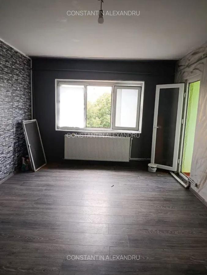 Apartament cu 2 camere in zona Piata Centrala - 1