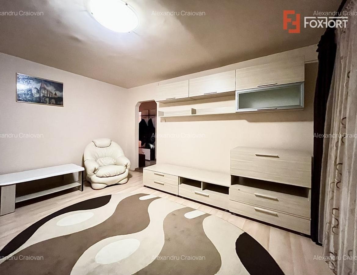 Apartament cu 3 camere de inchiriat, zona Aradului. - 2