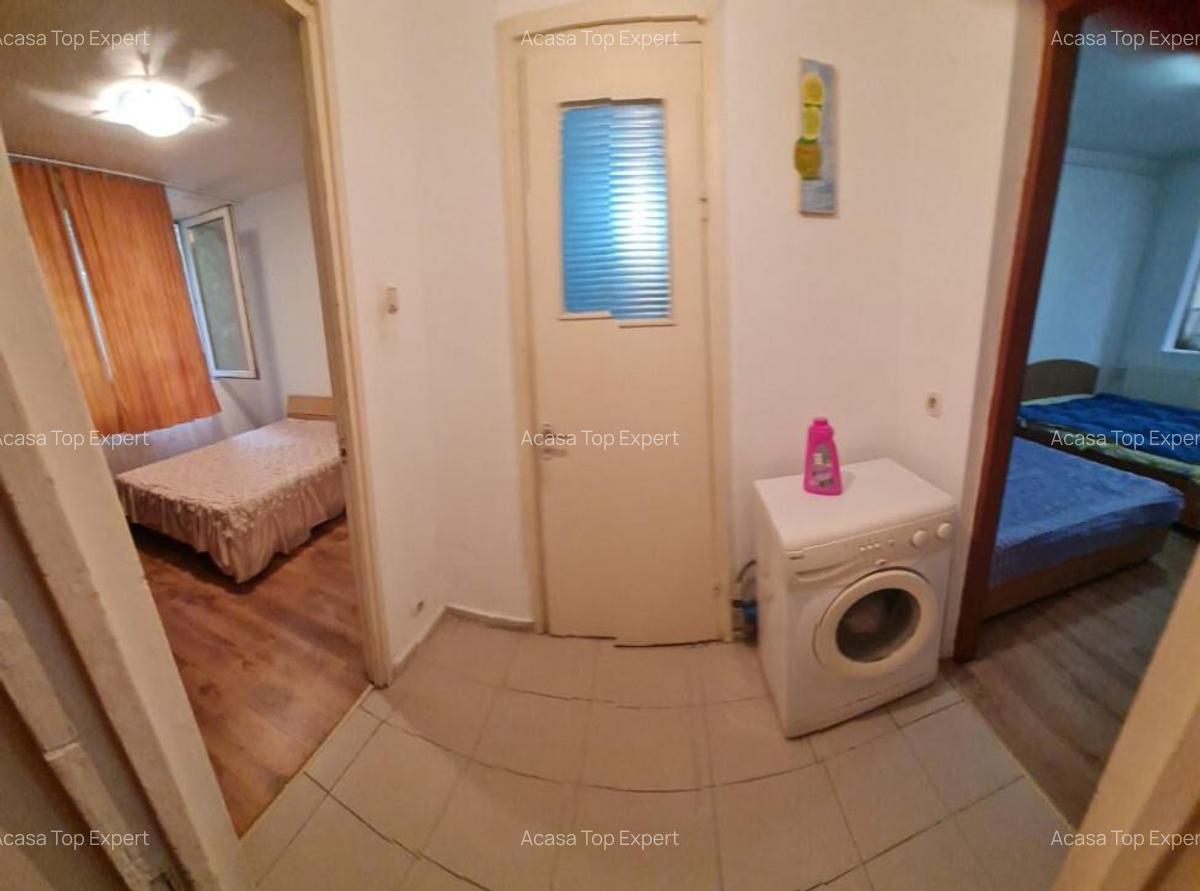 3 camere,CLASIC, metrou Pacii,zona Apusului, str Apele Vii, semistral - 4