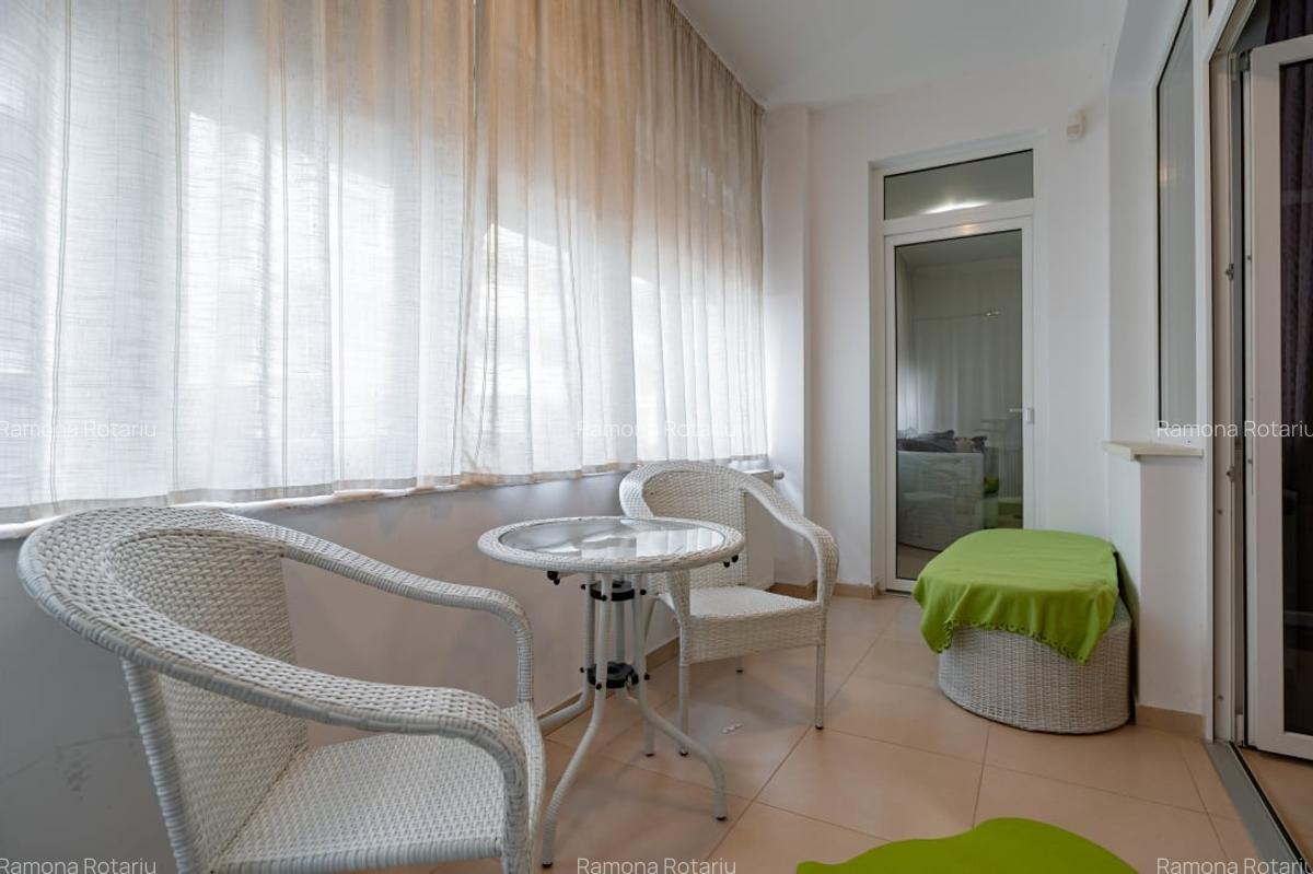 3 camere, 115 mp, Mamaia, zona centrala, pret sub media zonei (1350 euro/mp)! - 6 3 camere, 115 mp, Mamaia, zona centrala, pret sub media zonei (1350 euro/mp)! - 6