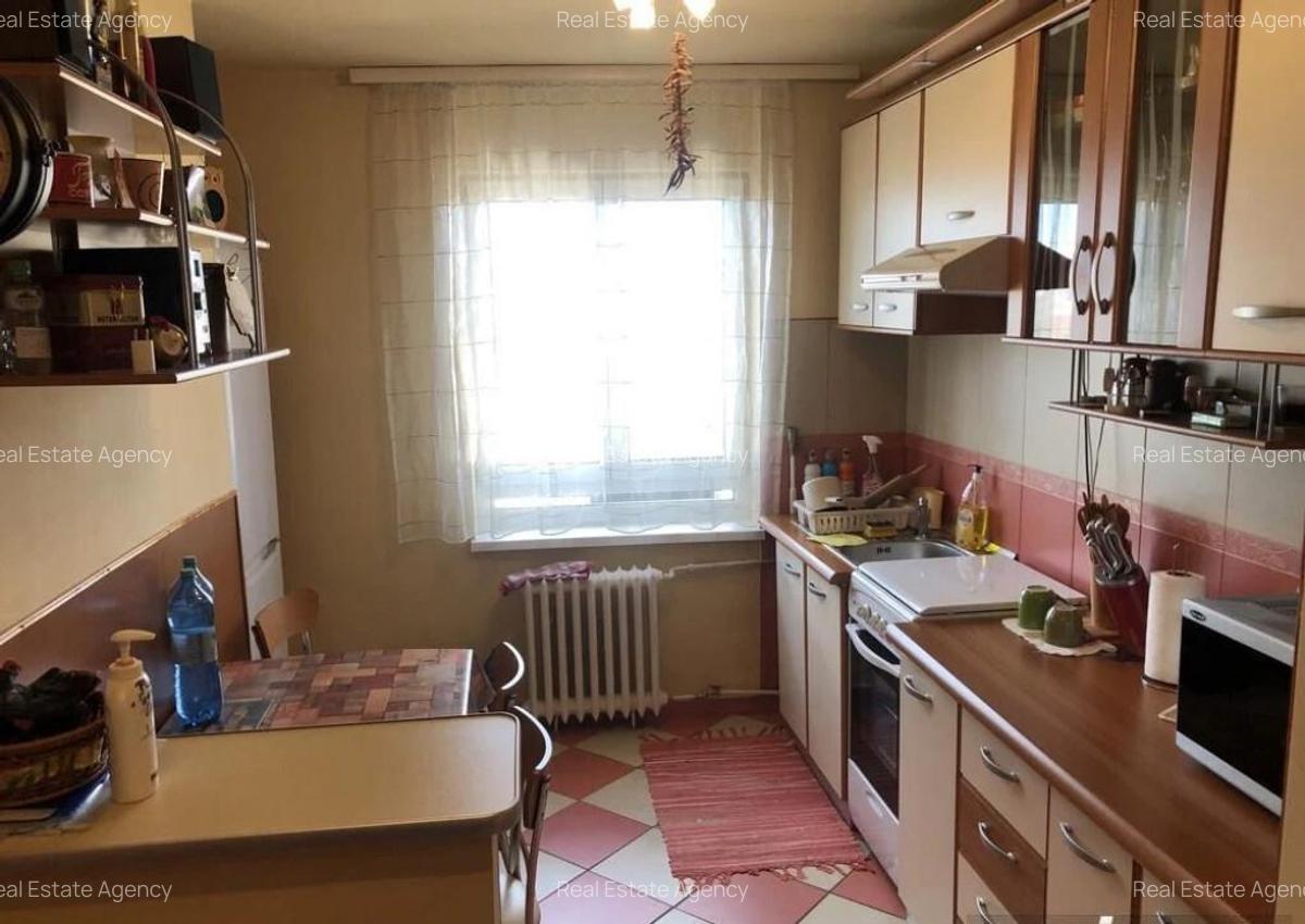 2 camere in zona Circumalatiunii - 3