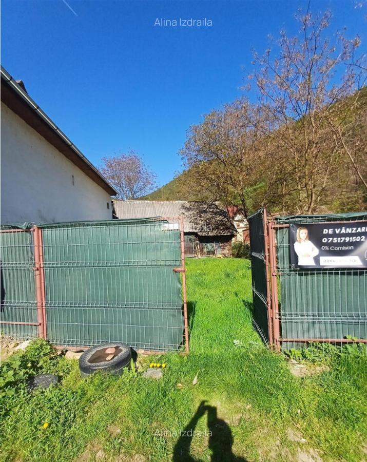 Teren intravilan cu toate utilitatile in sat de munte - 6 Teren intravilan cu toate utilitatile in sat de munte - 6