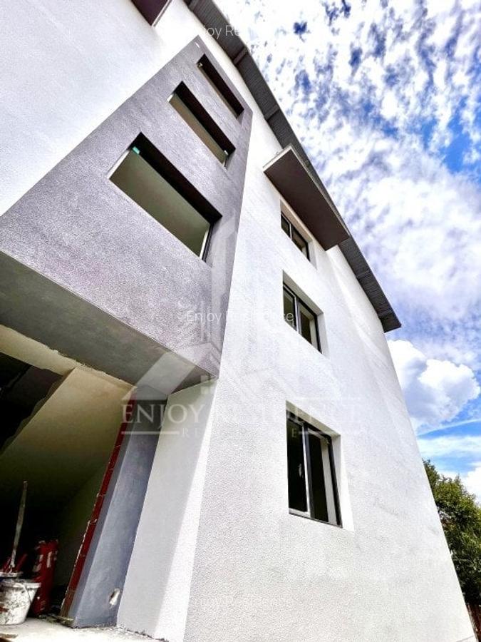 Apartament cu 3 camere decomandat în Crângași - 5