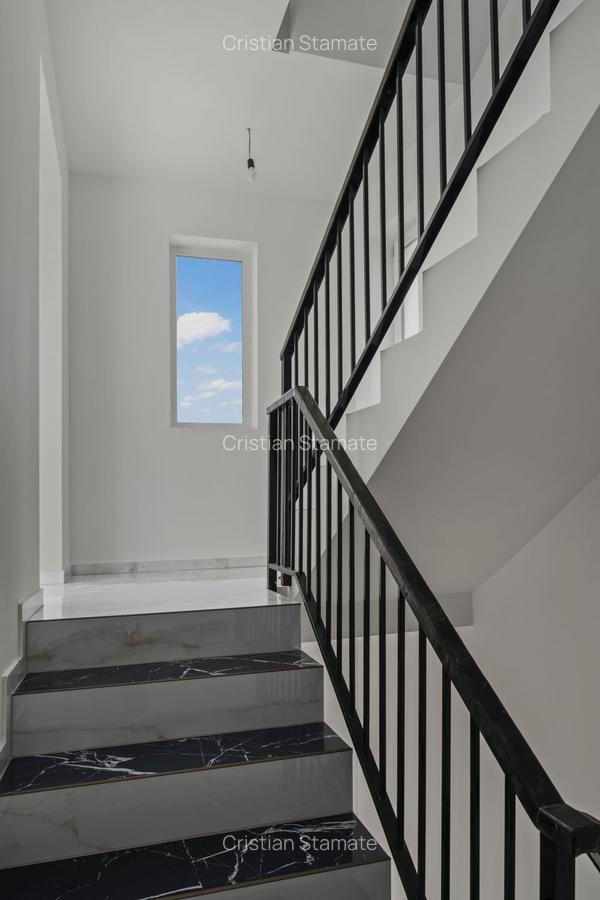 Vila sector 1 - 300mp - P+2+M - 11 camere - Chitila - 5