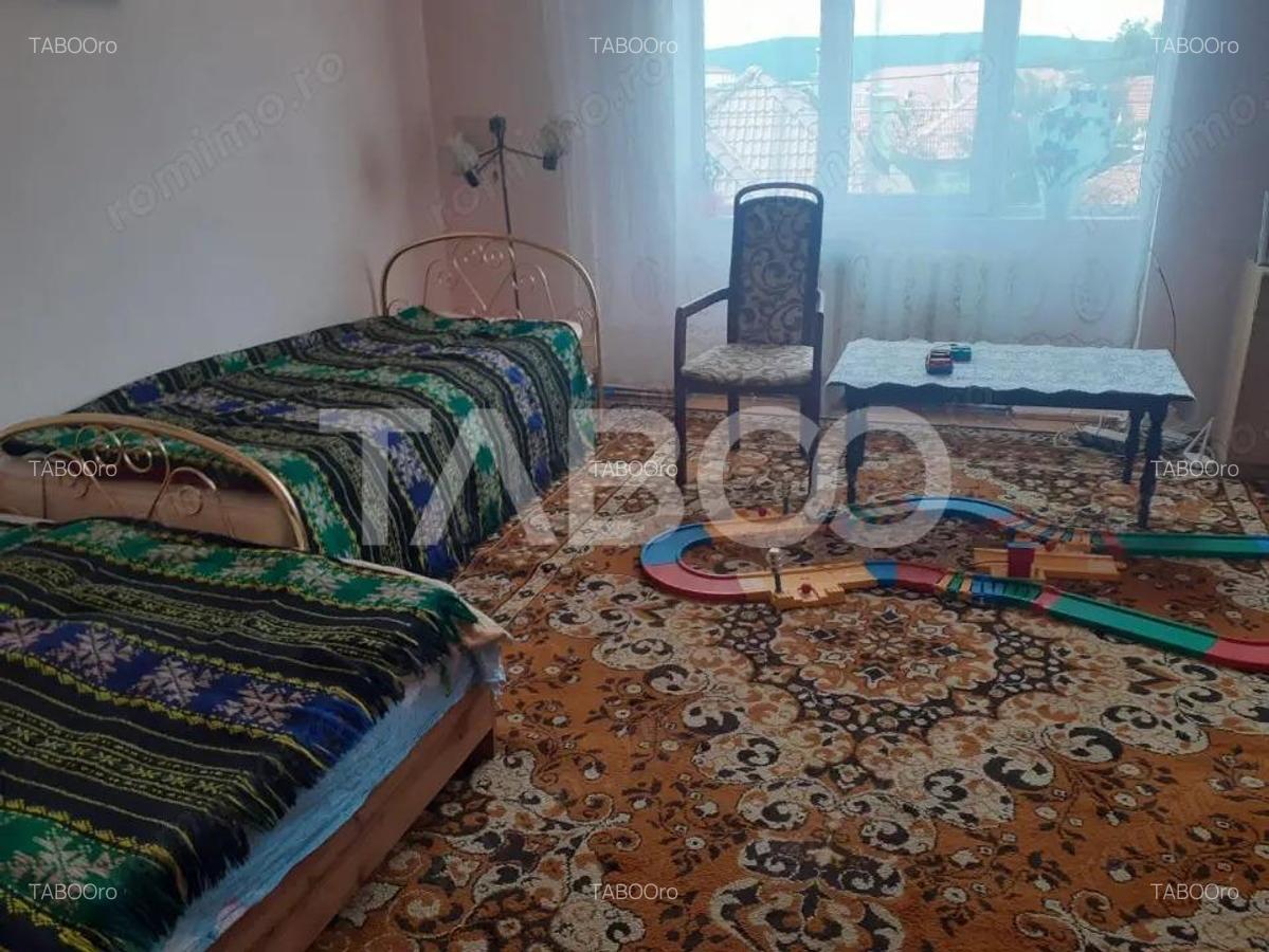 Casa 6 camere 3 bai curte si gradina 400 mp panouri fotovoltaice - 7