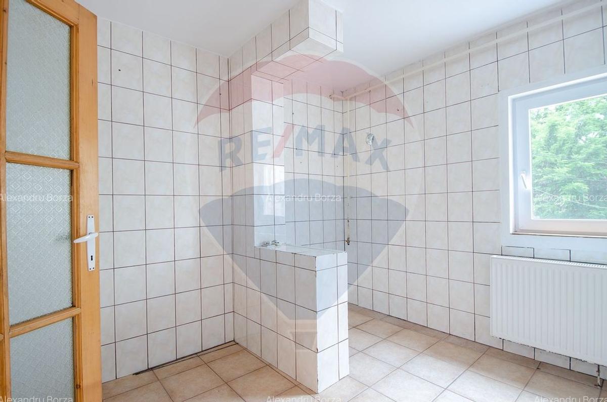 Apartament Decomandat cu 4 Camere | Etaj 1 | Zona Soarelui - Confort 1 - 11