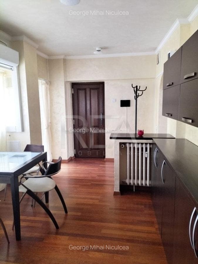 Apartament cu 2 camere decomandat, mobilat în P-ța Unirii - 5
