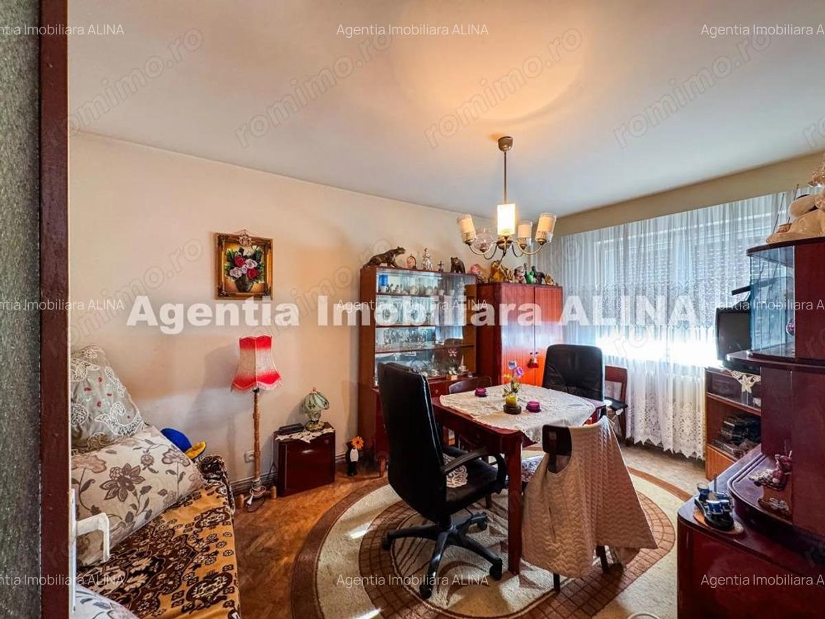 Ap. 2 camere in Deva, zona Balcescu, suprafata utila 56 mp, decomandat, etaj 4. - 16