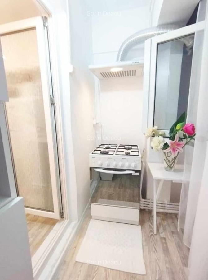 APARTAMENT 2 CAMERE | NAVODARI | MOBILAT COCHET | CENTRAL | FRUMOSUL ESTE ACASĂ - 6