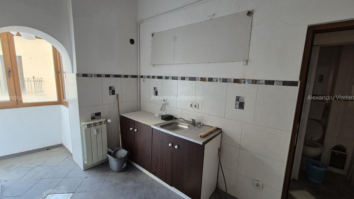 Apartament cu 3 camere 103,78 mp - piata Romana - 9