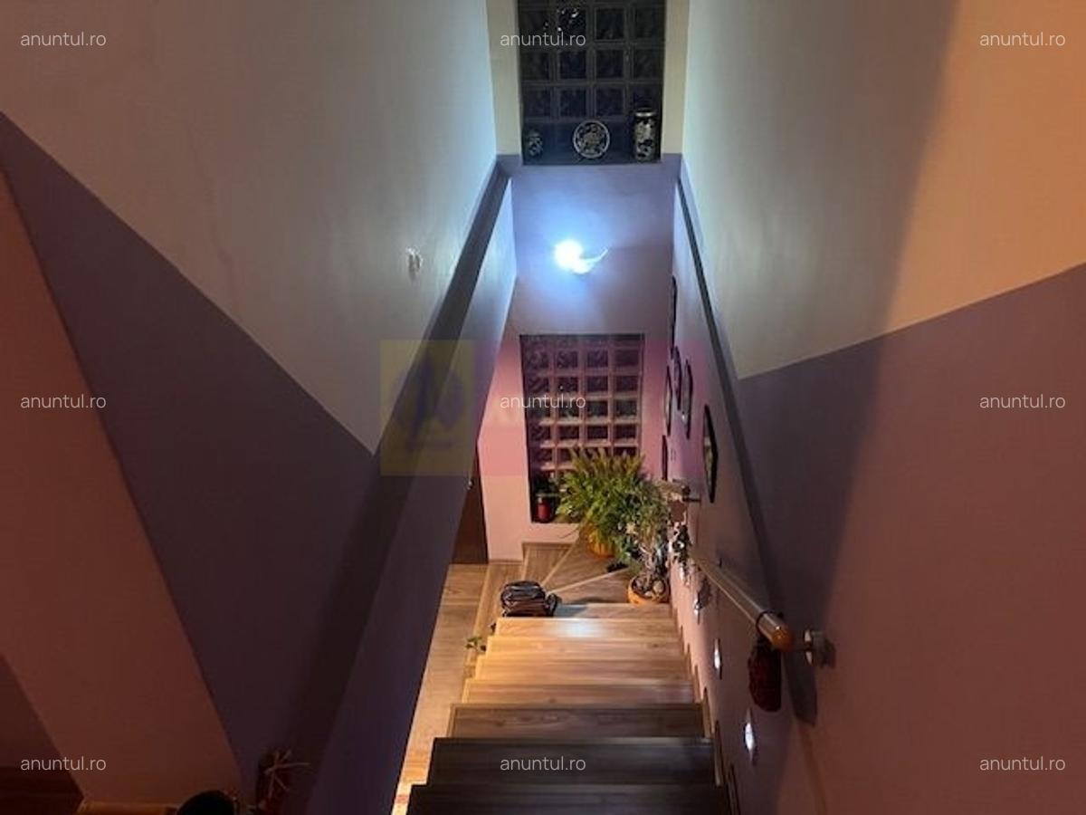 Casa cu productie proprie de energie Bragadiru- strada Toamnei - 12