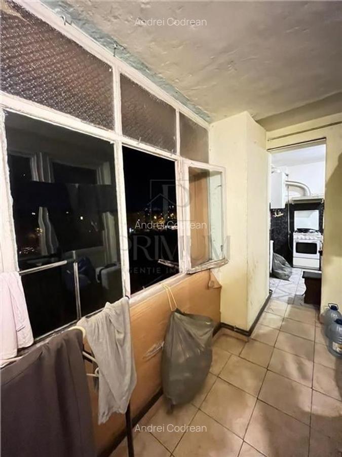 Lipovei - 2 Camere - Etaj intermediar - Centrala termica proprie - Decomandat - - 5