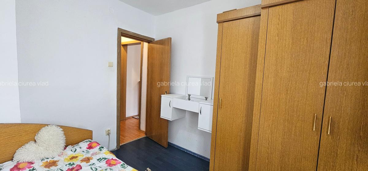 Inchiriez apartament 2 camere , zona Mihai Viteazu - 2